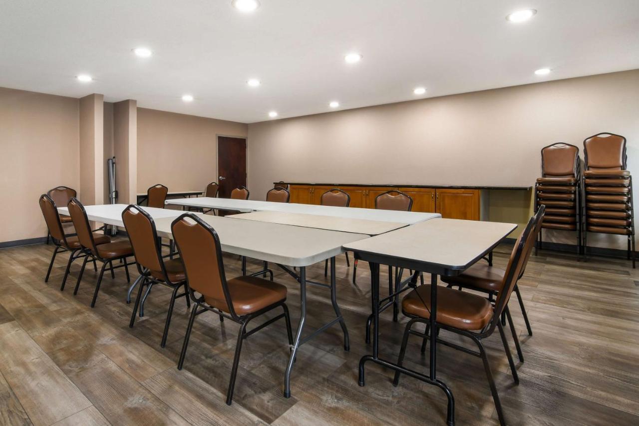 Surestay Plus Hotel Tarboro Exterior foto