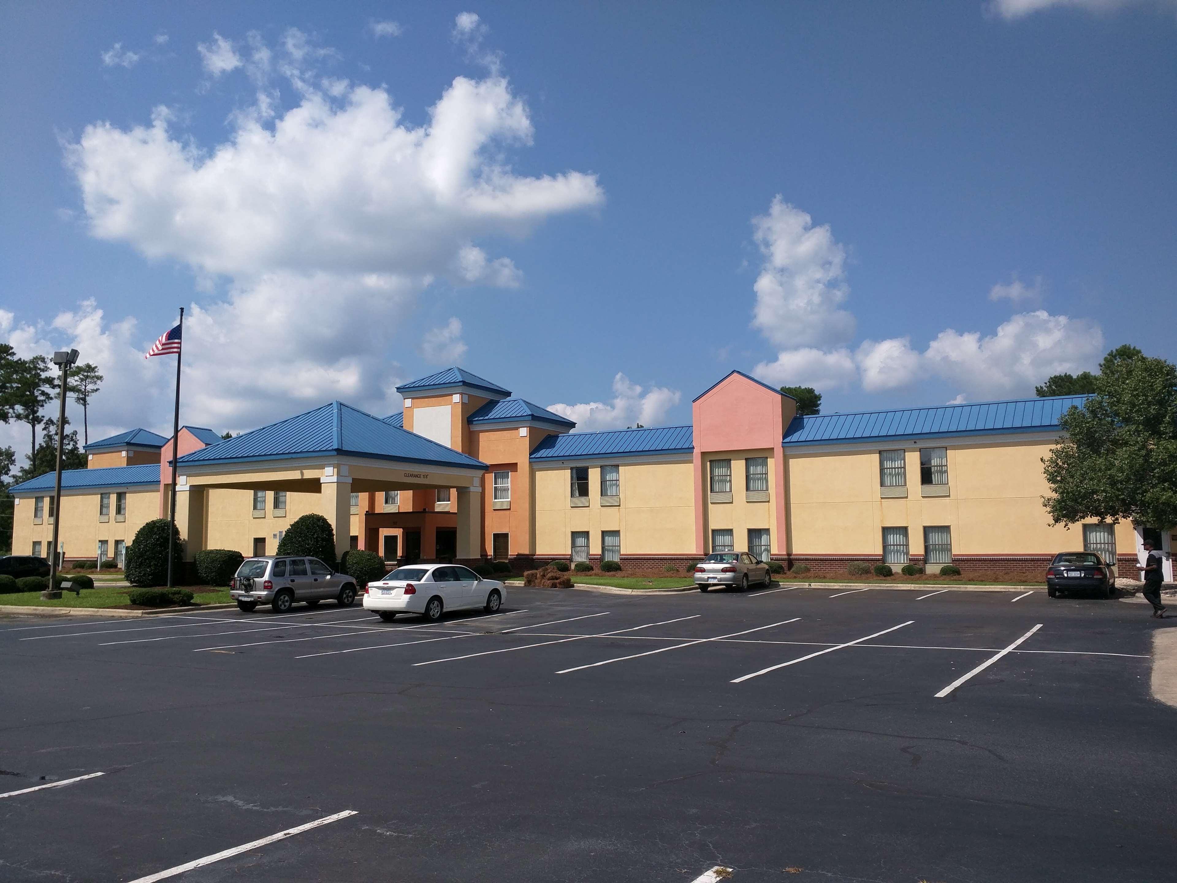 Surestay Plus Hotel Tarboro Exterior foto