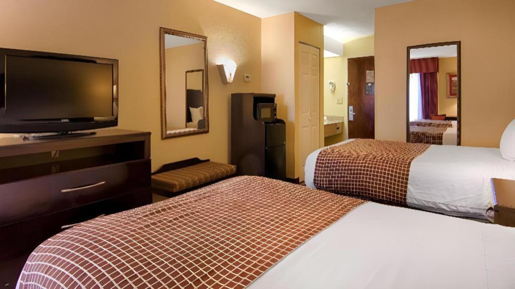 Surestay Plus Hotel Tarboro Exterior foto
